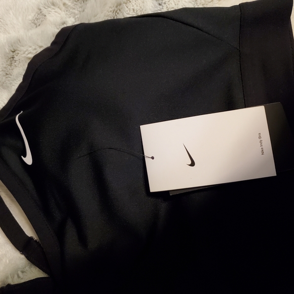 Nike Sports Bra - Picture 7 of 7